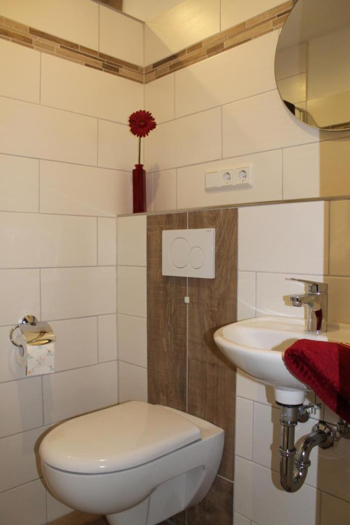Neu! Ferienhaus Sonnenschein Am Badesee Aurich Exterior foto